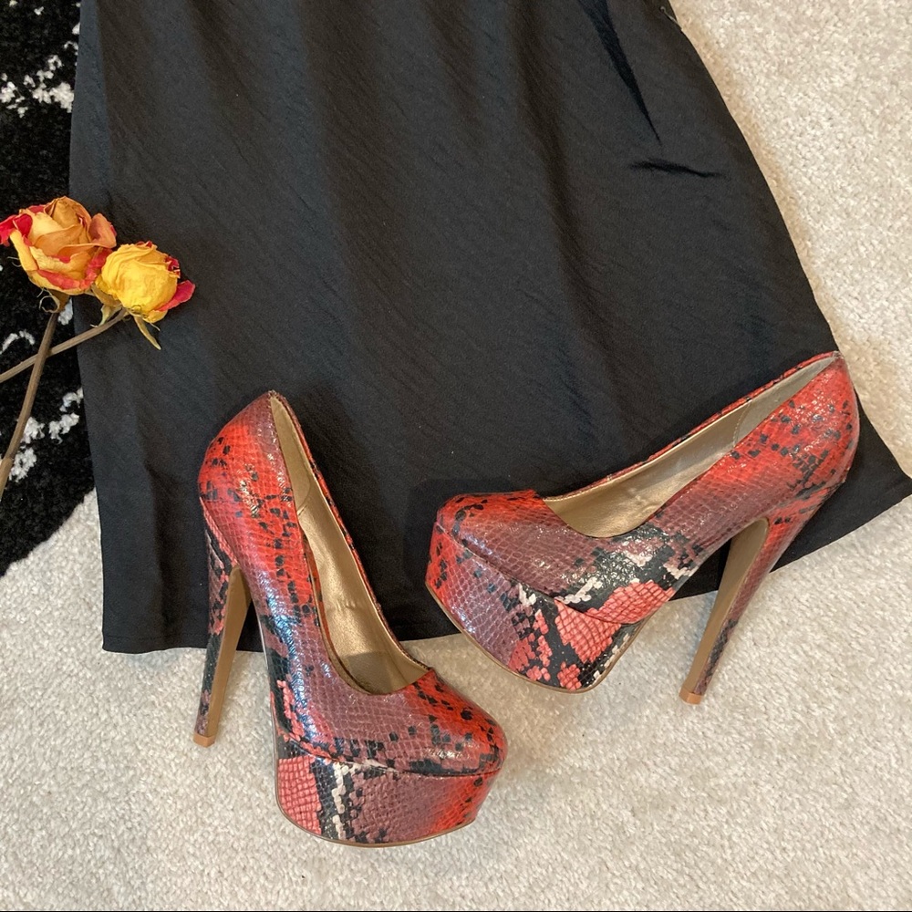 🐍 Platform Heels